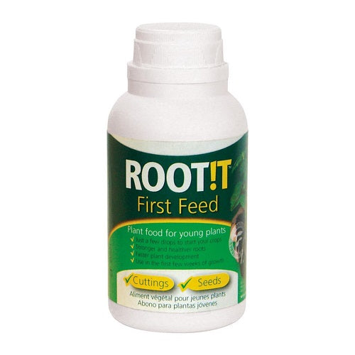 Flacon blanc de 125 ml d'engrais First Feed ROOT!T, étiquette verte et bouchon blanc