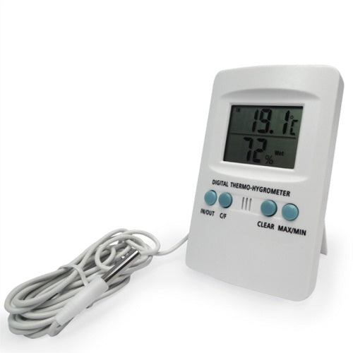 Thermomètre hygromètre digital Cornwall Electronics blanc avec sa sonde déportée au bout d'un câble
