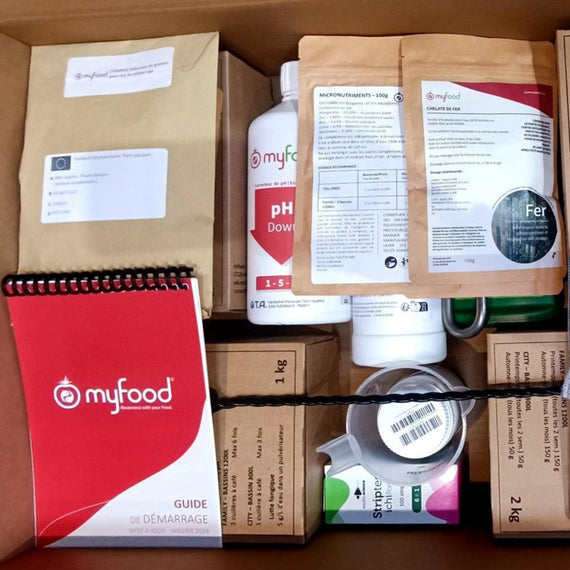 Kit de démarrage de la serre Myfood City : guide, flacon de correcteur de pH, compléments et accessoires