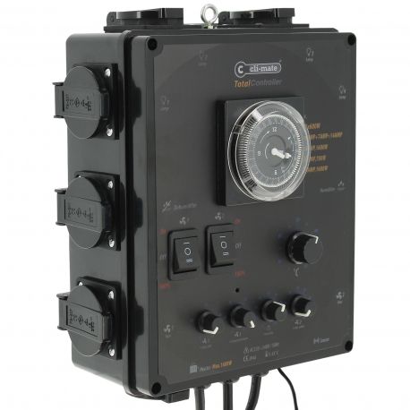 Boîtier noir du Cli-mate Total Controller vu de face