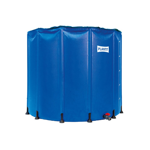 Réservoir souple Plant!t monté sur ses piquets, couvercle fermé