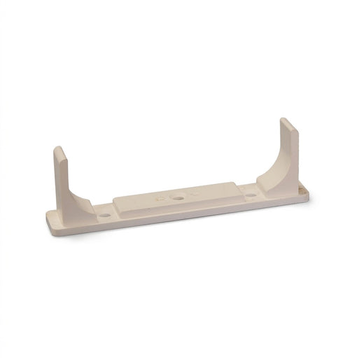 Support de gouttière NFT 100 x 80 mm en plastique, vu de face avec sa semelle percée et ses deux montants