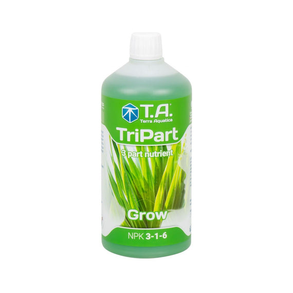 Bidon de TriPart Grow de Terra Aquatica, engrais de croissance, sur fond blanc